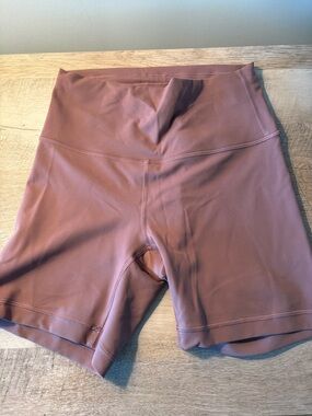 lululemon athletica High-Rise Bike Shorts in Mauve